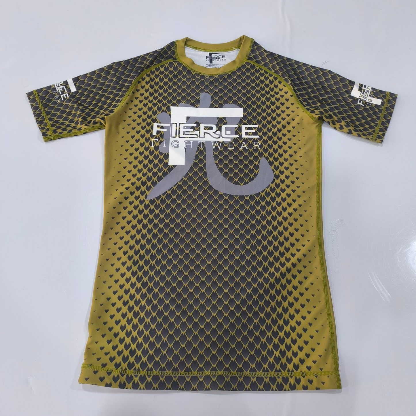 NEW INN!! Premium quality rash guards Snake Skin Range