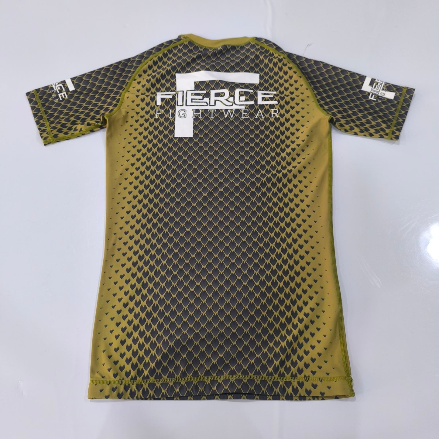 NEW INN!! Premium quality rash guards Snake Skin Range