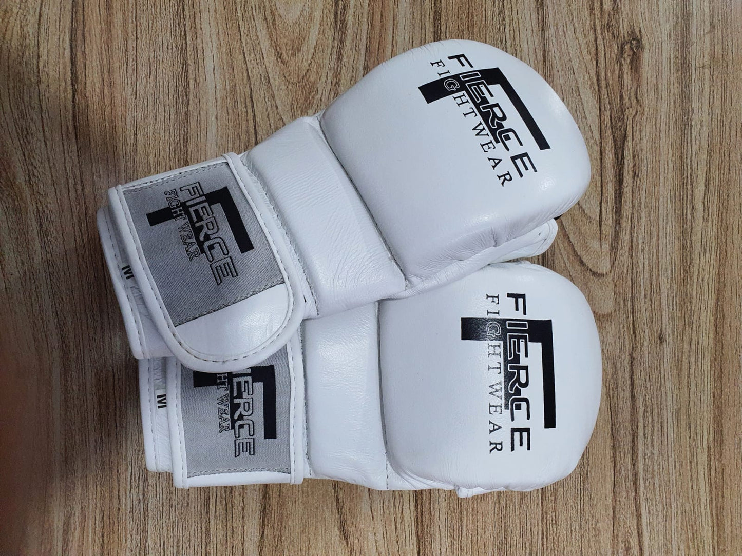 MMA open hand 8oz Sparing glove